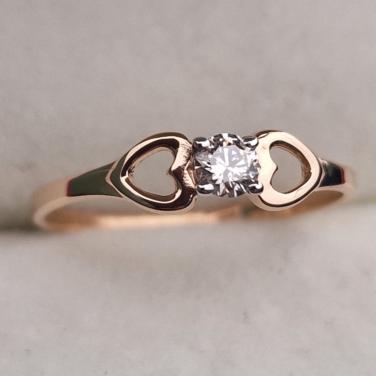 Кольцо Deimantas 100592464 15,5р 0,82гр 0,108ct. купить,NaN