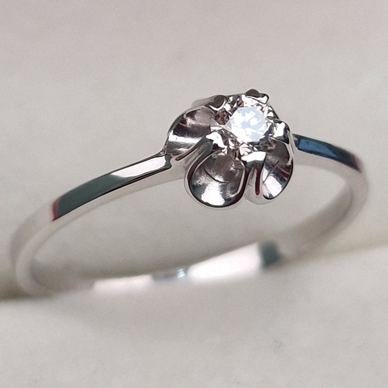 Кольцо Deimantas 100592467 16,5р 1,34гр 0,124ct. купить,NaN
