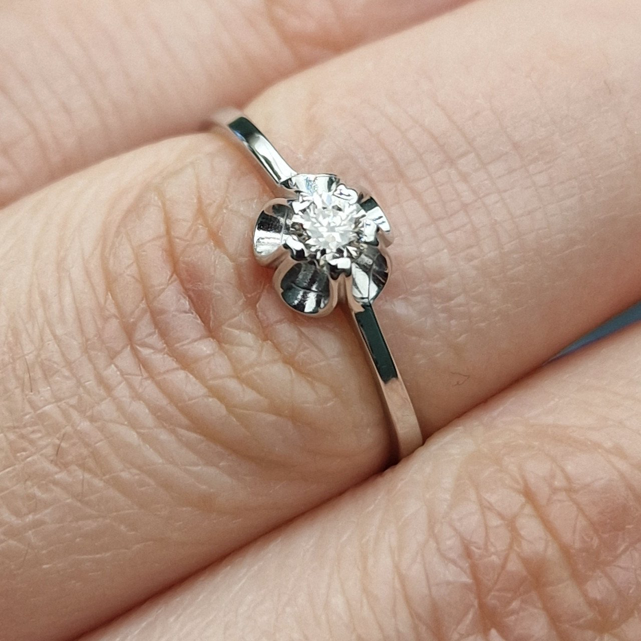 Кольцо Deimantas 100592467 16,5р 1,34гр 0,124ct. купить,NaN