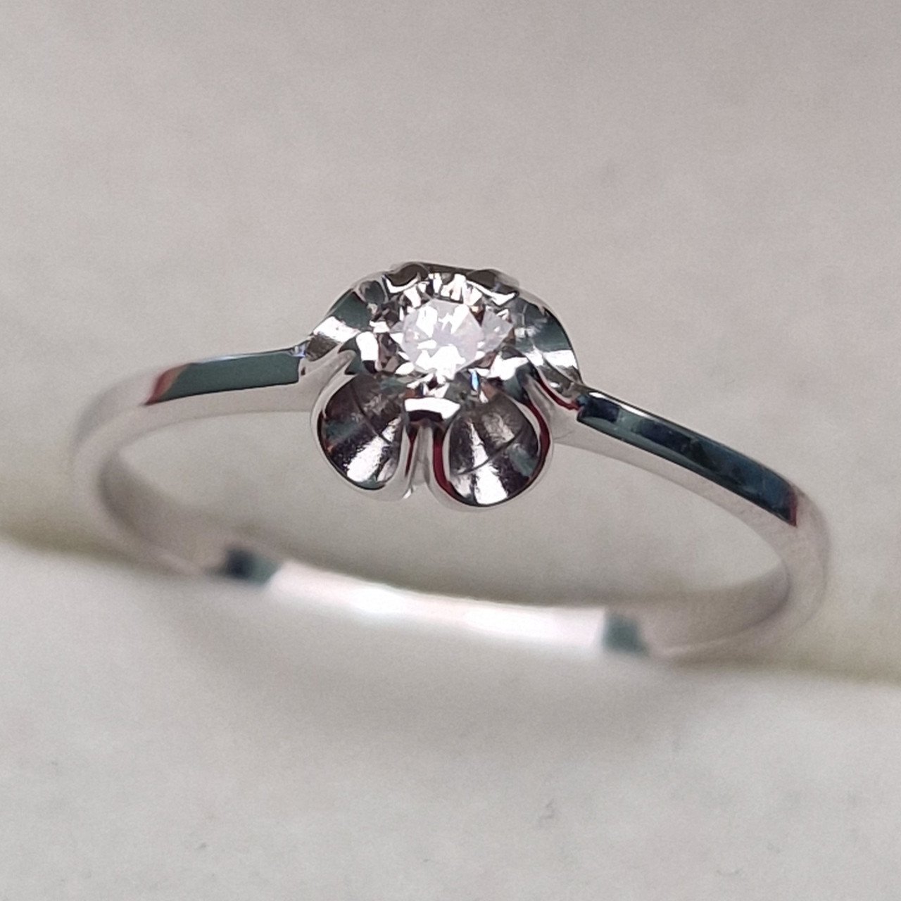 Кольцо Deimantas 100592467 16,5р 1,34гр 0,124ct. купить,NaN