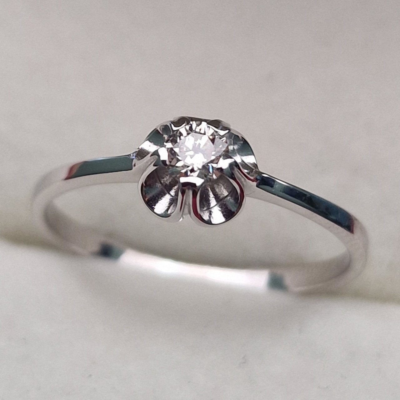 Кольцо Deimantas 100592467 16,5р 1,34гр 0,124ct. купить,NaN