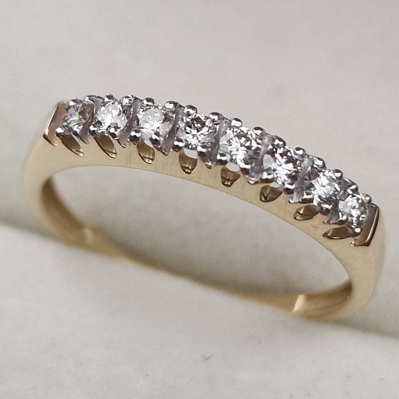 Кольцо Deimantas 100592502 17р 1,5гр 0,26ct. купить,NaN