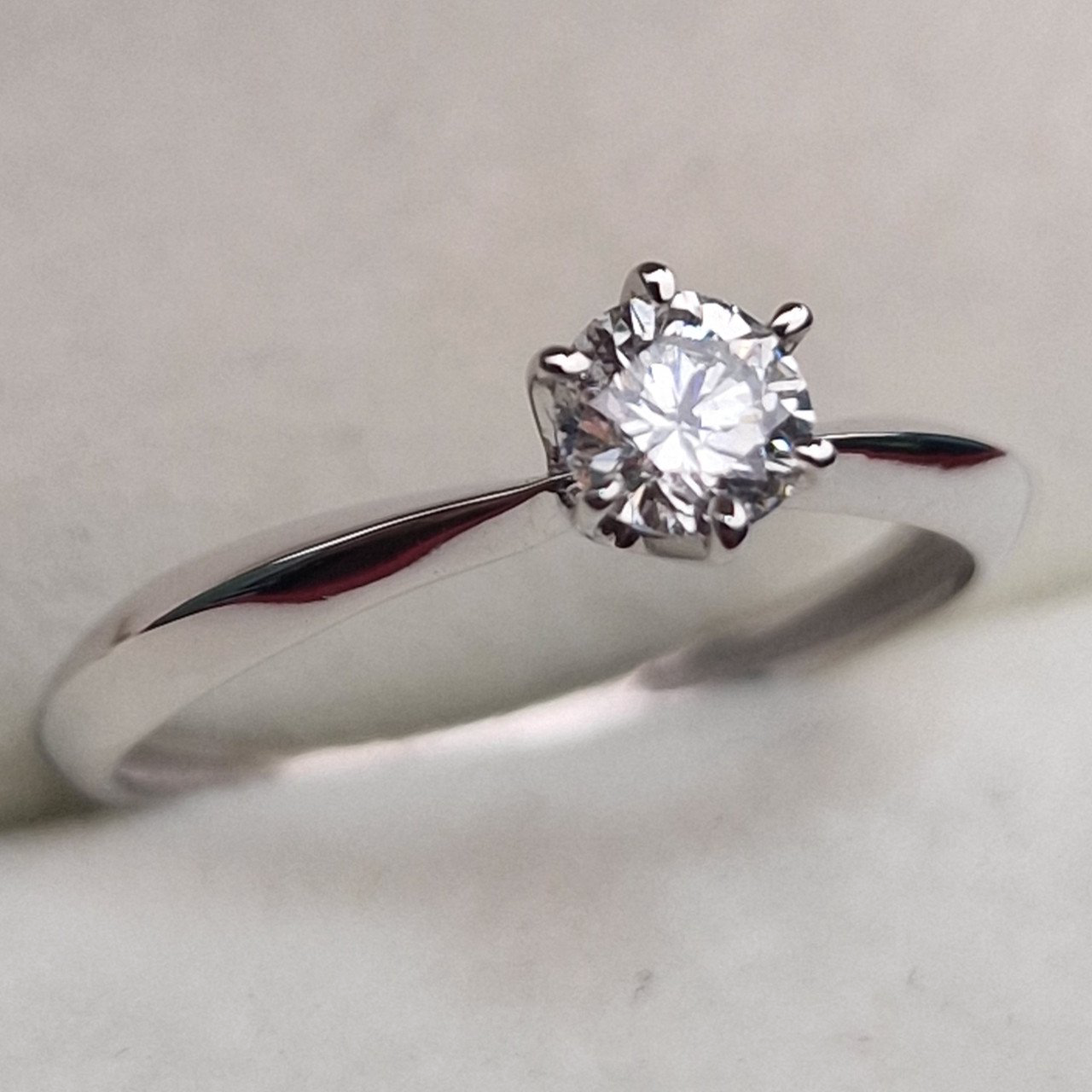 Кольцо Deimantas 100592524 16р 1,05гр 0,286ct. купить,NaN