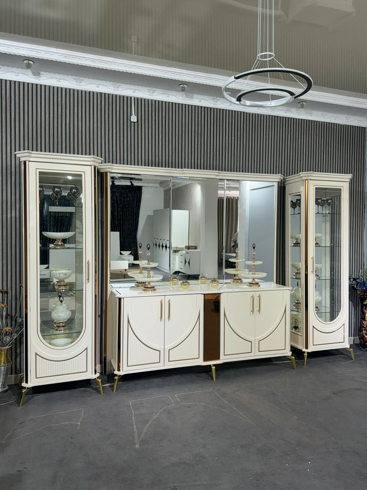 Стенка для гостиной Bella Mebel Sahara белый с золотом купить,NaN