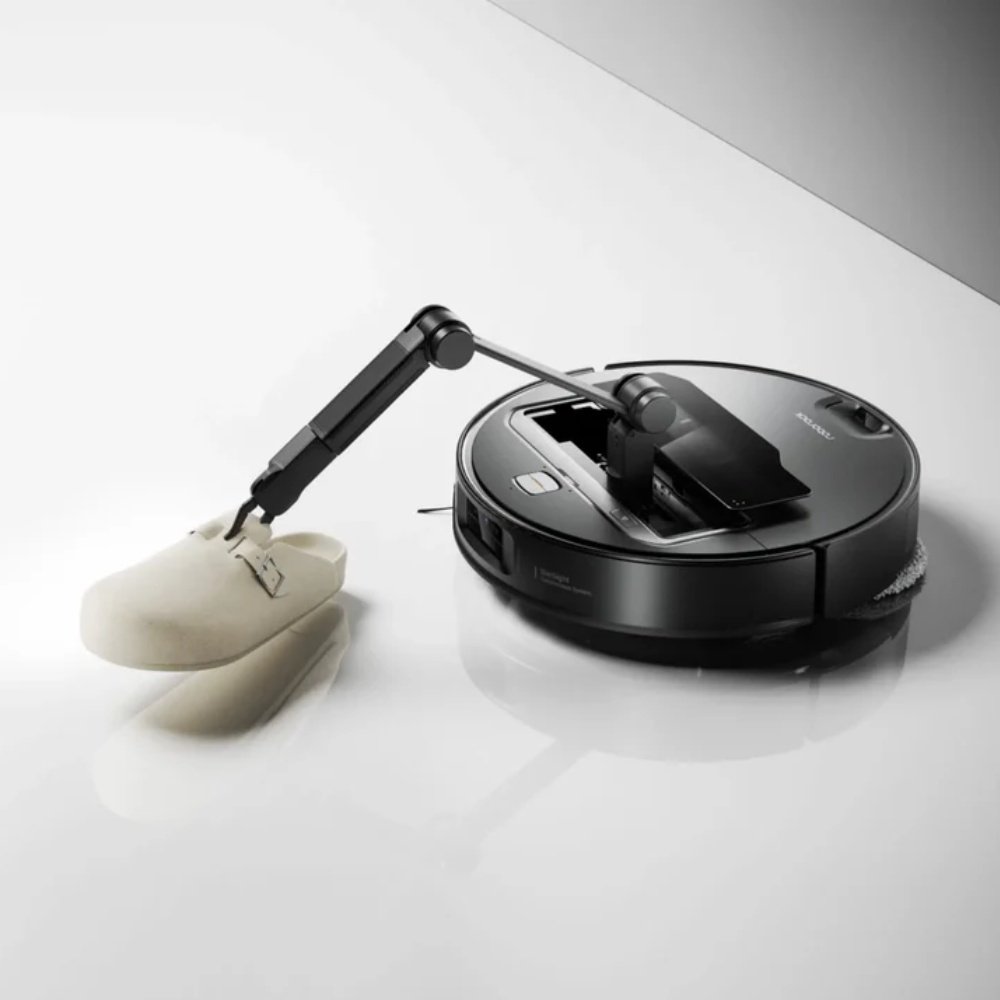 Робот-пылесос Roborock Saros Z70 SZ7052-02 черный
