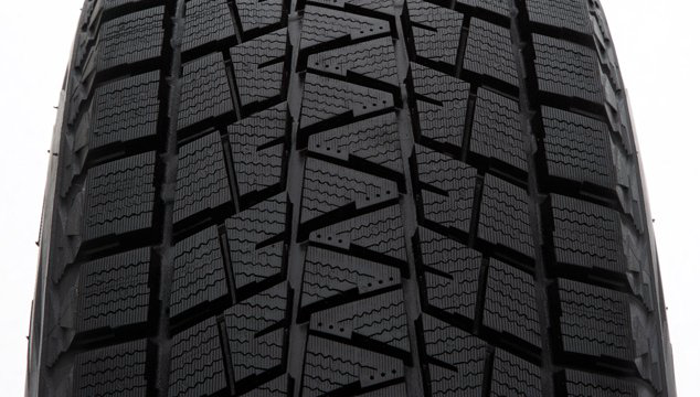 Шина Bridgestone Blizzak DM-V1 255/60 R18 112R XL зимняя купить,89700