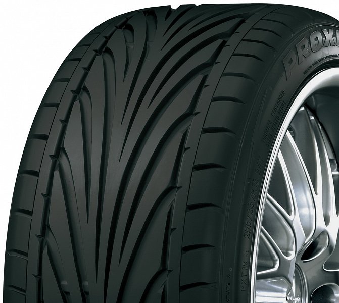 Шина Toyo Proxes T1R 225/40 R19 93Y летняя   купить,62400