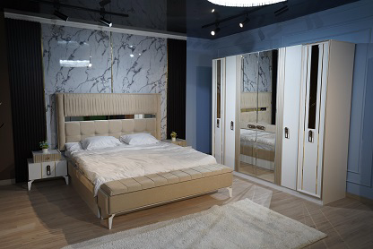 Гарнитур спальный Mebel Luxe Белуччи бежево-белый купить,NaN