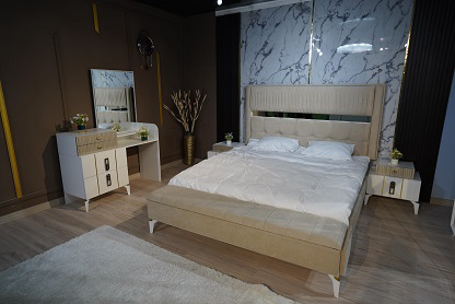 Гарнитур спальный Mebel Luxe Белуччи бежево-белый купить,NaN