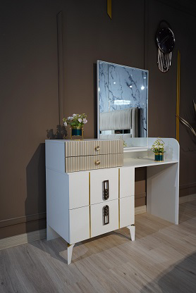Гарнитур спальный Mebel Luxe Белуччи бежево-белый купить,NaN