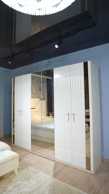 Гарнитур спальный Mebel Luxe Алсу белый с золотом купить,NaN