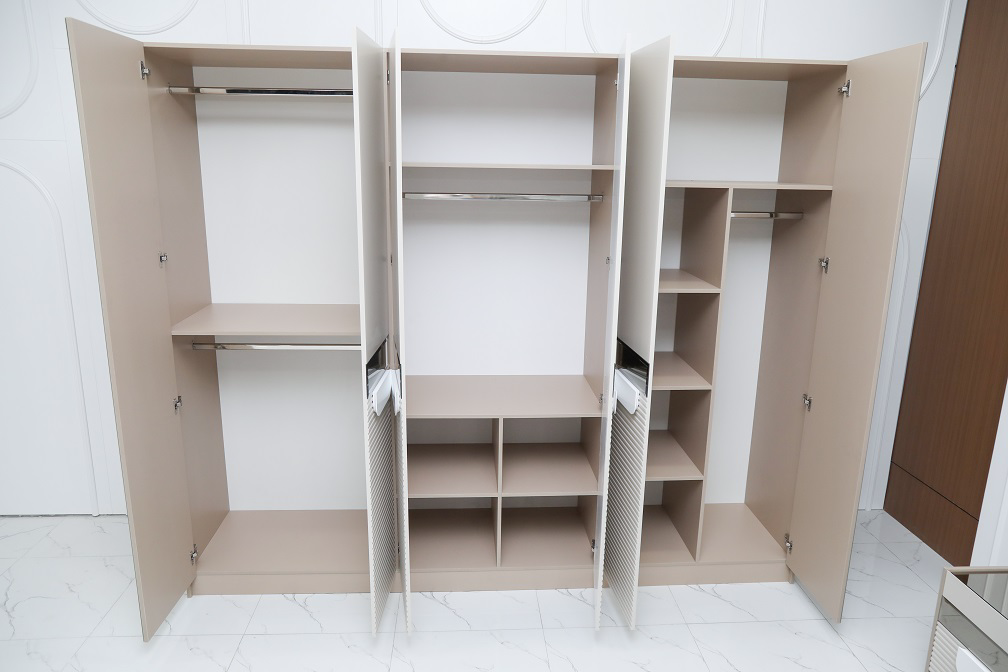 Гарнитур спальный Mebel Luxe Кавелла бежевый купить,NaN