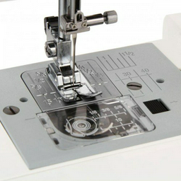 Швейная машина Janome 423 S белая