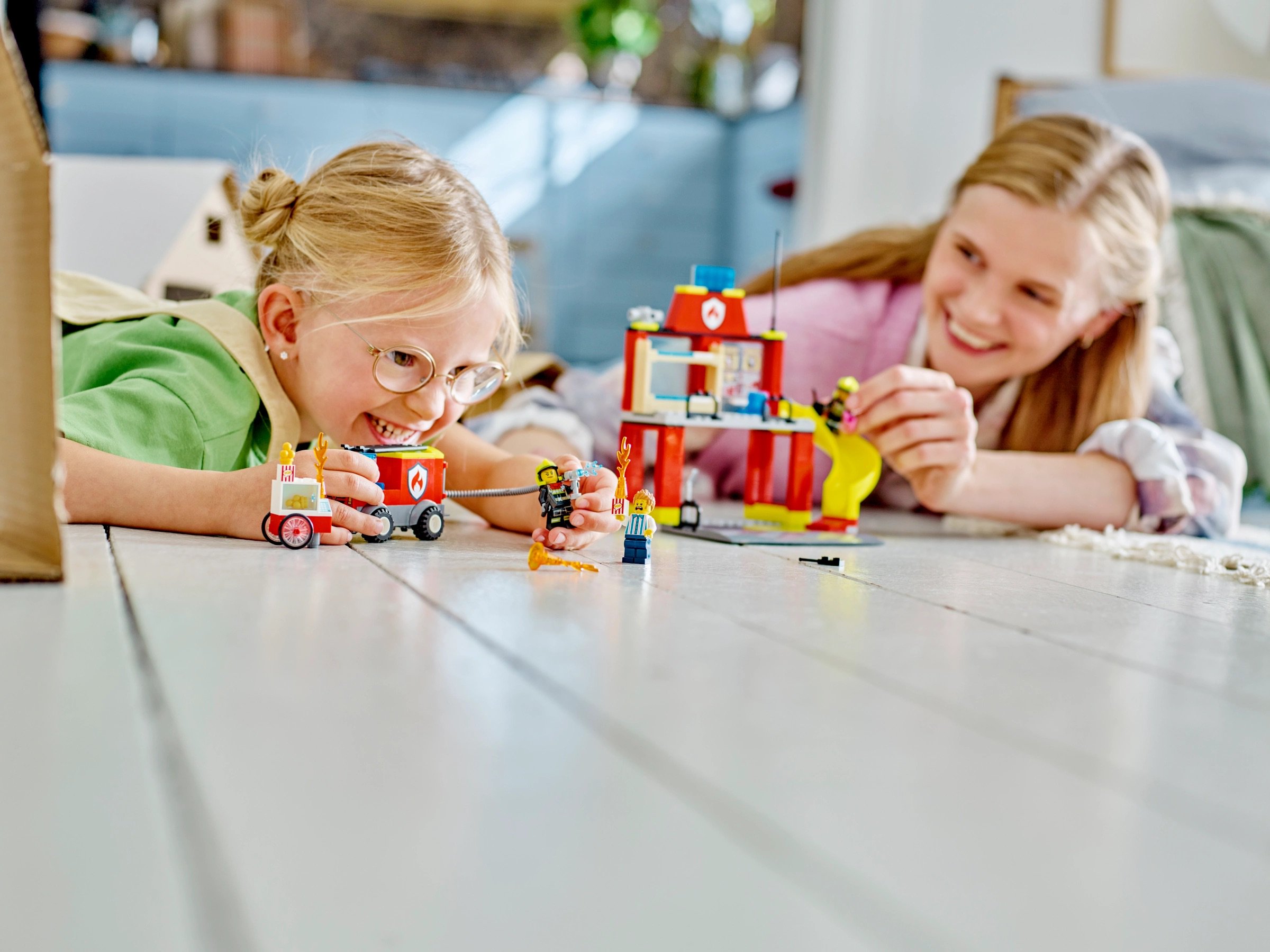 Конструктор Lego City Пожарная часть и пожарная машина 60375 153 детали купить,0