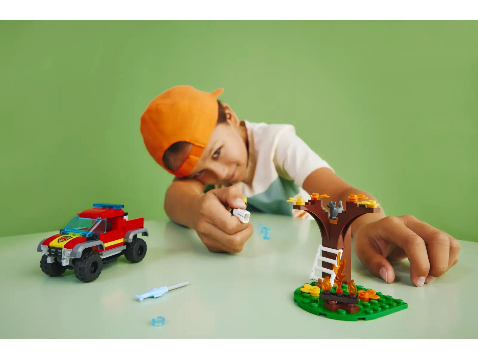 Конструктор Lego City Спасательная пожарная машина 4x4 60393 97 деталей купить,NaN