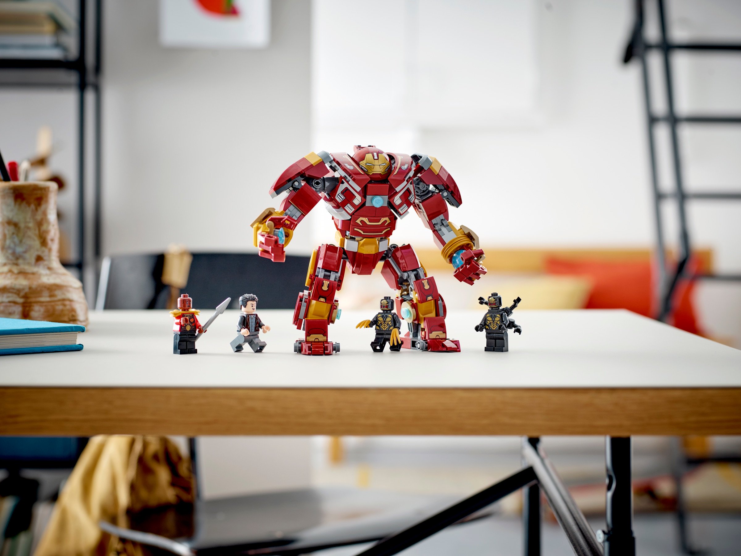 Конструктор Lego Super Heroes Халкбастер: Битва за Ваканду 76247 385 деталей