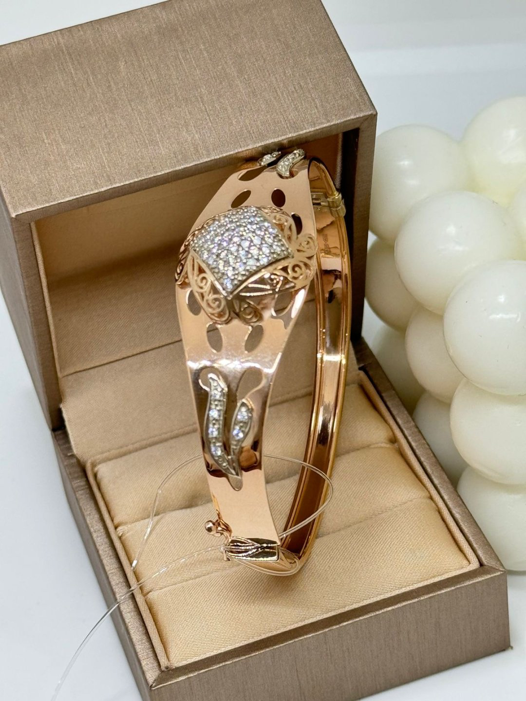 Браслет Altyn_Gold 360939342 длина 19 см, вес 12.36 г золото, плетение отсутствует - ForteMarket Браслет Altyn_Gold 360939342 длина 19 см, вес 12.36 г золото, плетение отсутствует купить,988800