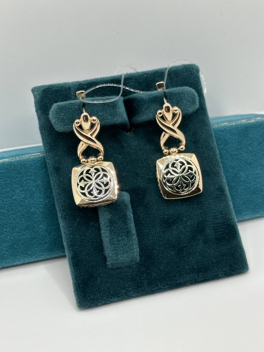 Серьги Ali Gold 26101 вес 6.18 г золото, без вставок купить,NaN