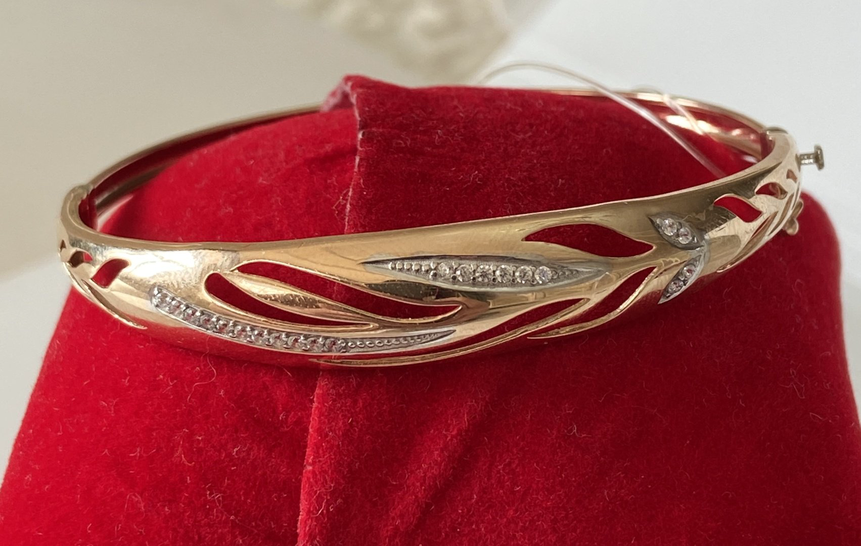 Браслет Diamond Exclusive 024628710 длина 19 см, вес 7 г золото, плетение отсутствует купить,560000