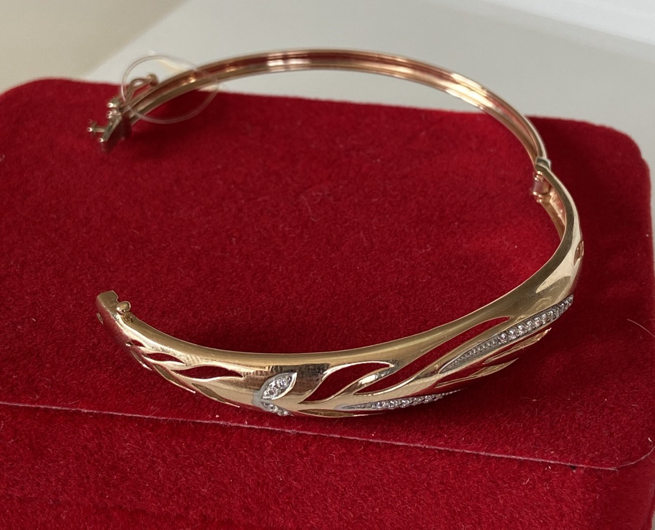 Браслет Diamond Exclusive 024628710 длина 19 см, вес 7 г золото, плетение отсутствует купить,560000