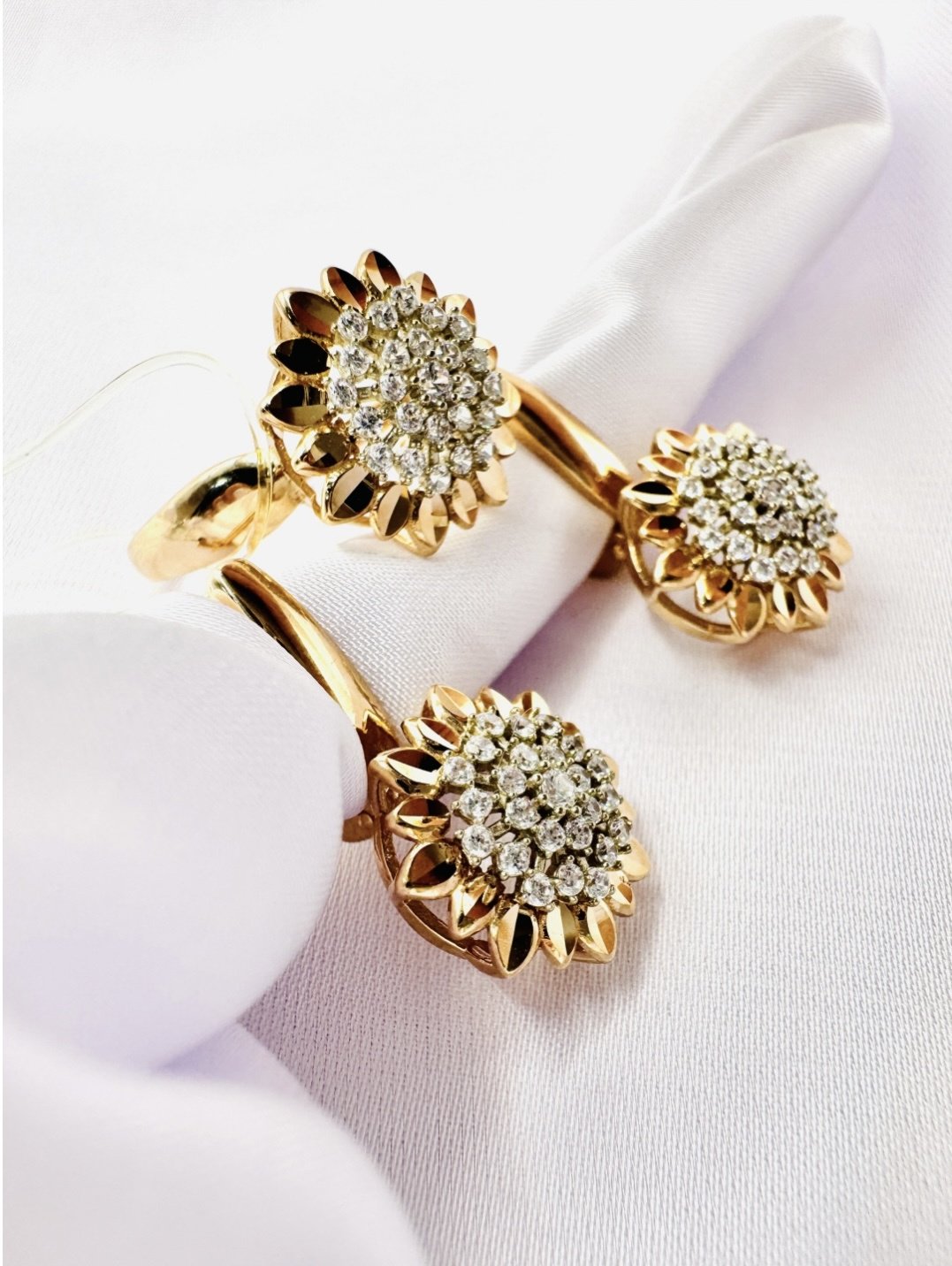 Beren 467888 вес 5.3 г золото, фианит купить,NaN