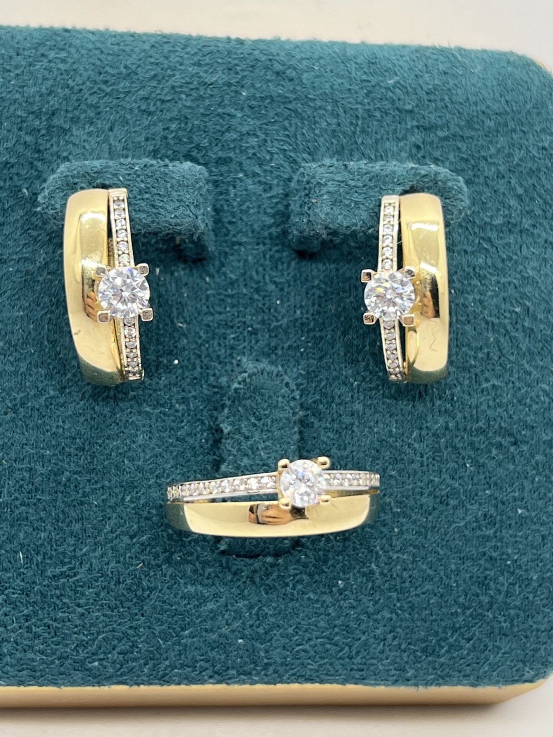 Zhanar Gold 533567 вес 6.14 г золото, без вставок купить,NaN