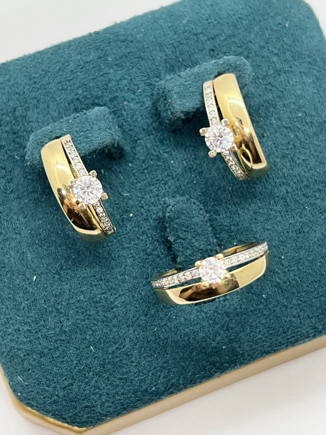 Zhanar Gold 533567 вес 6.14 г золото, без вставок купить,NaN