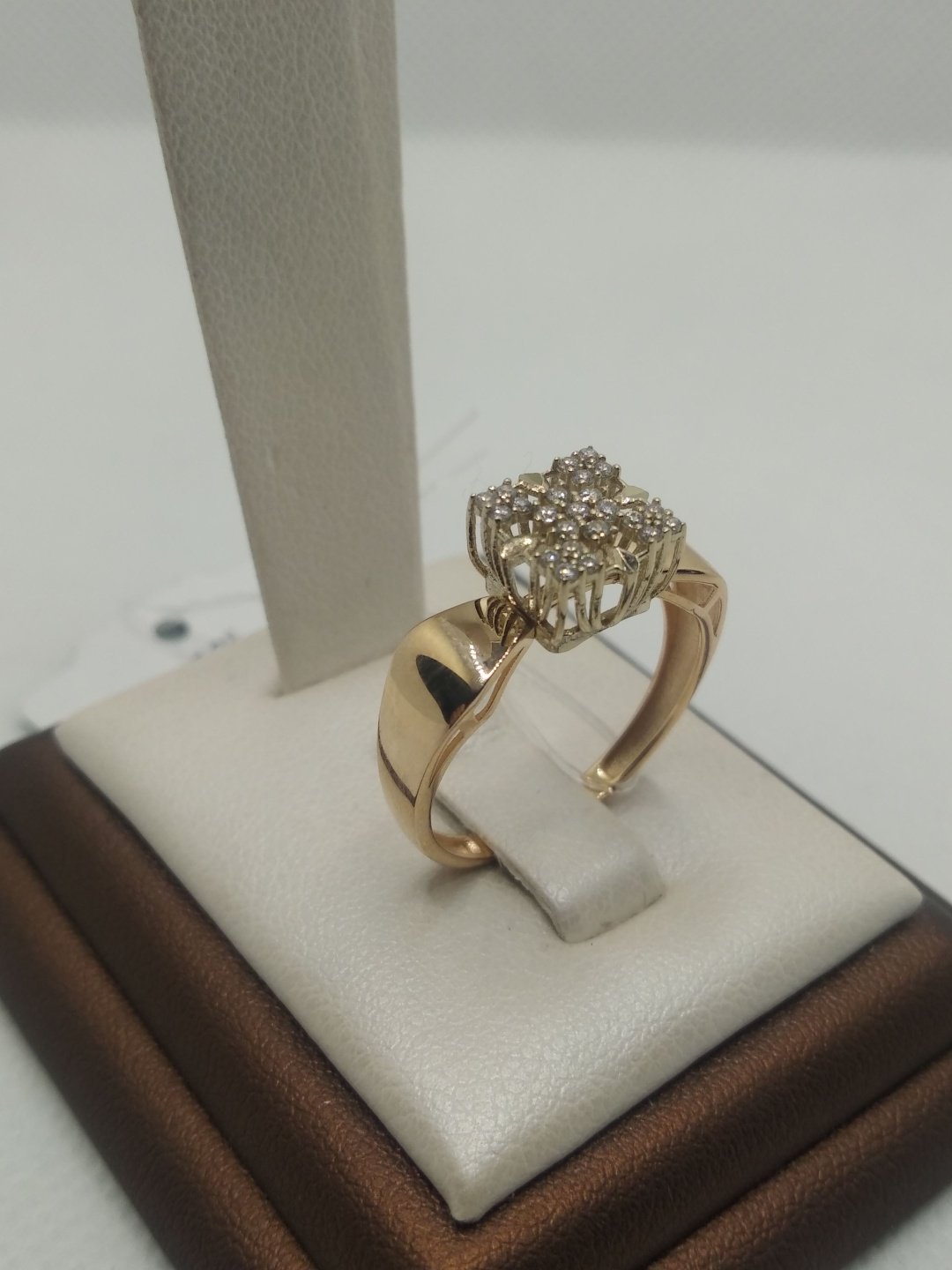Кольцо NN GOLD NN-82/164 размер 19 вес 2.5 г золото, фианит купить,NaN