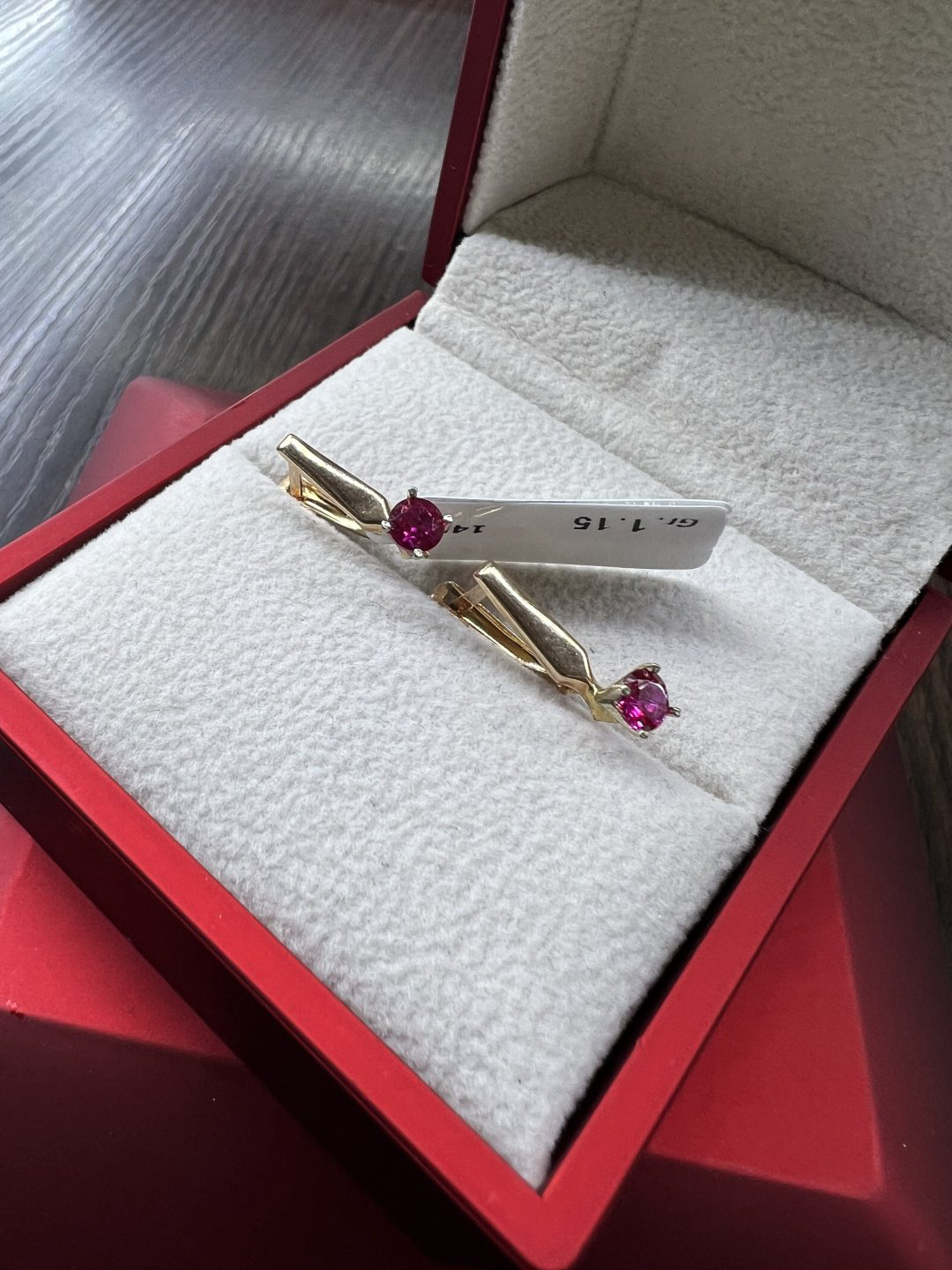 Серьги Золото 273819 вес 1.15 г золото, фианит