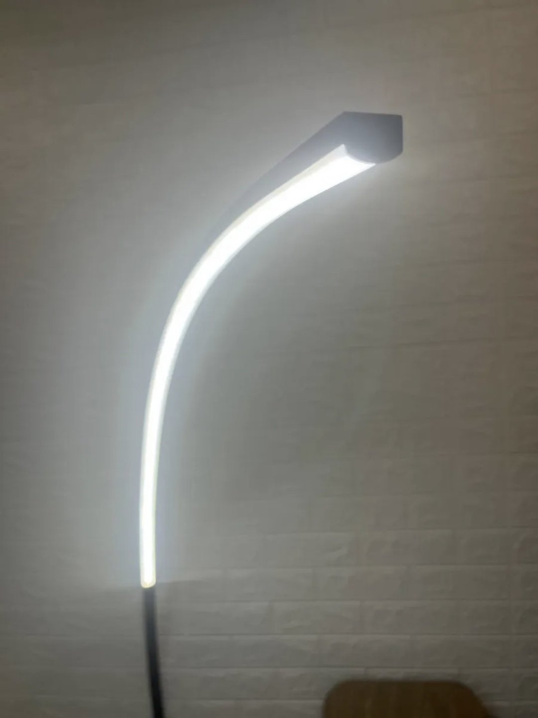 Декоративный светильник ArcLED-40W-3COLOR, металл, пластик купить,NaN