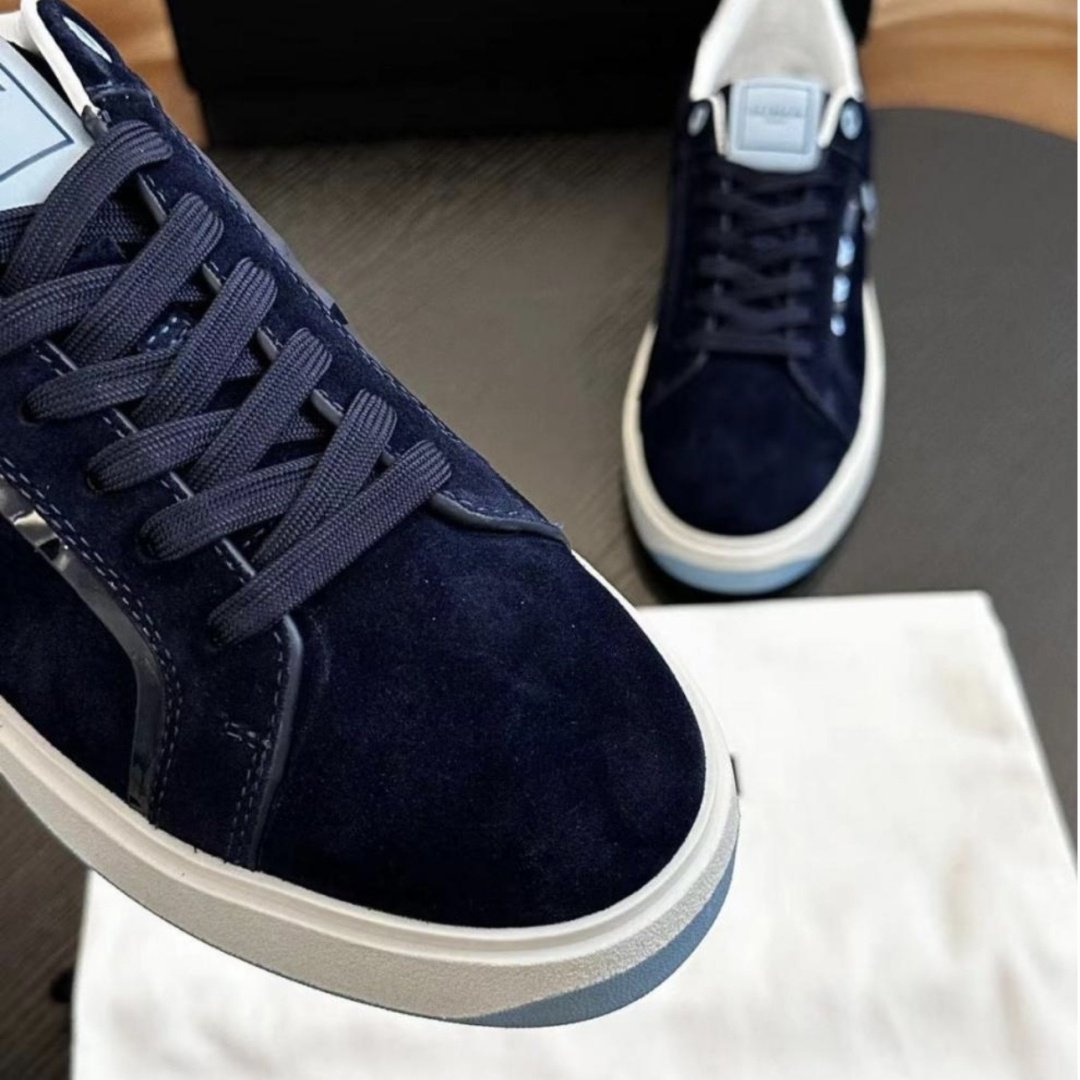 Кроссовки Premium Suede Classic темно-синий купить,NaN