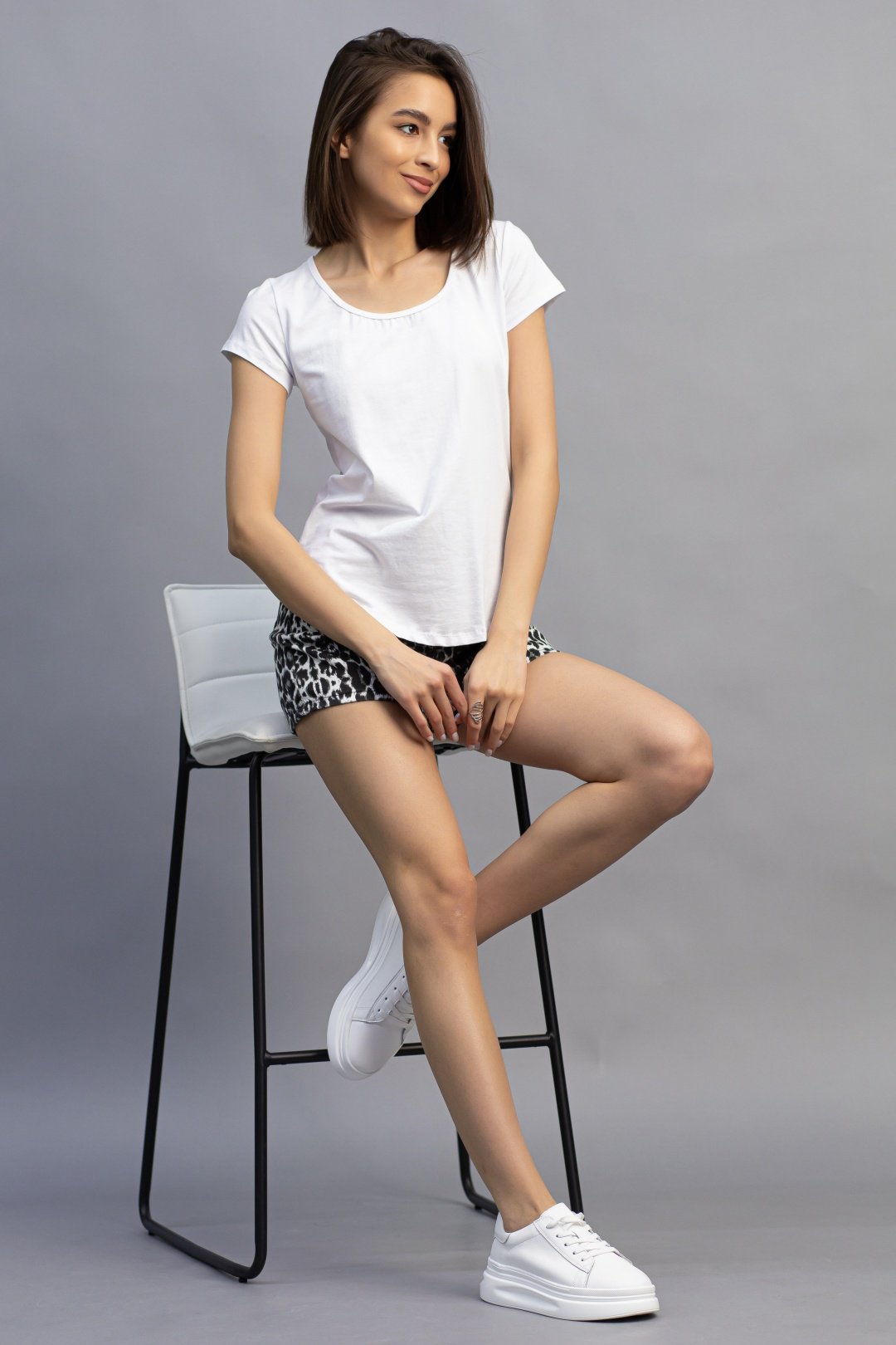 Футболка alinashoes без принта белая S