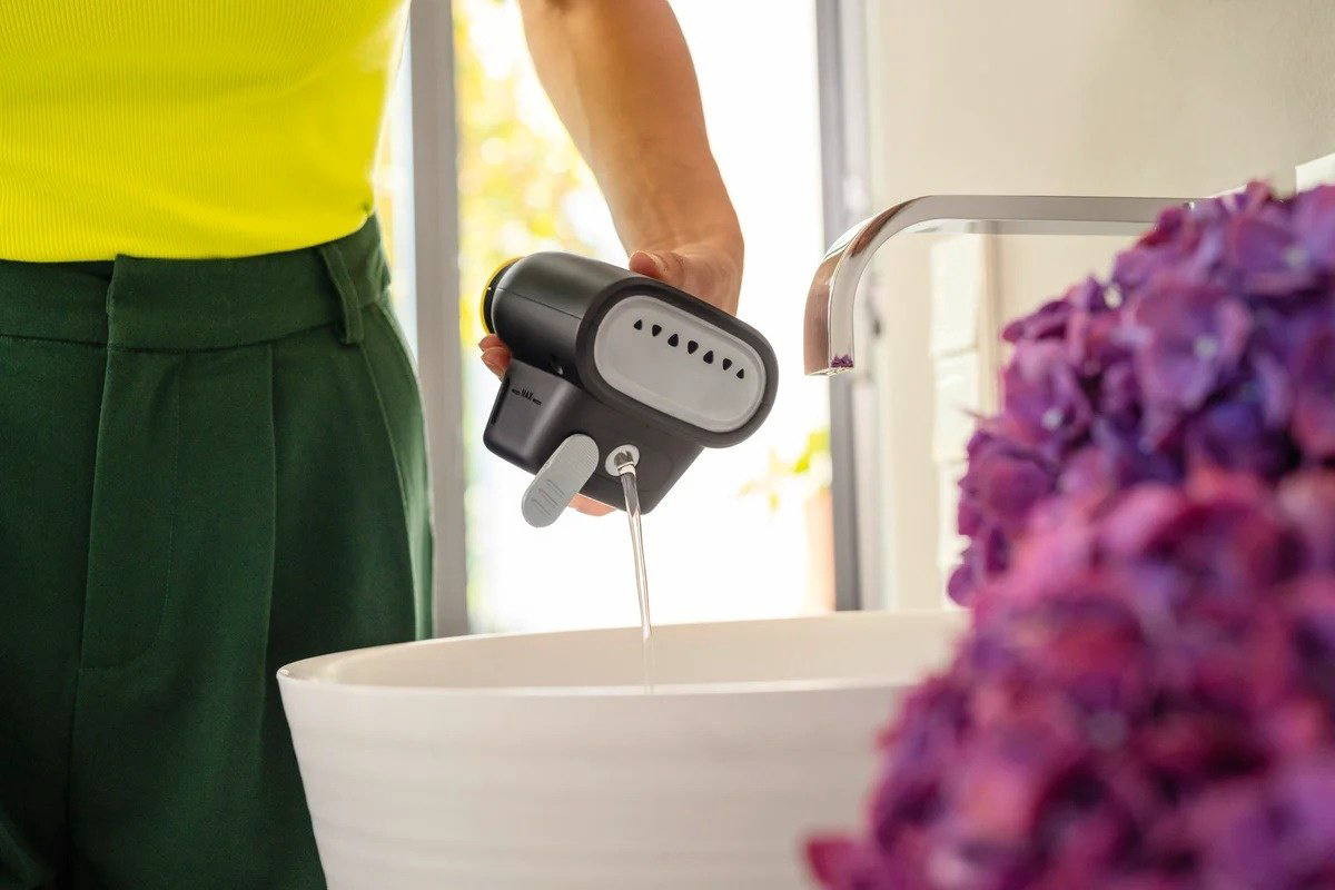 Пароочиститель Karcher SC 3 Deluxe Textile Edition белый купить,224985