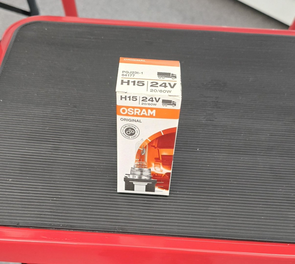 Osram 64177 галогенная H15, 1 шт купить,NaN