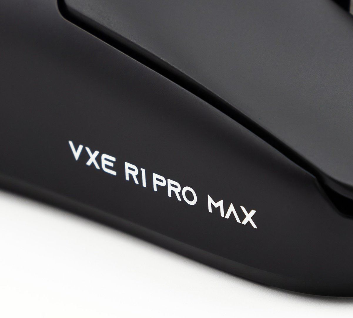Мышь VXE R1 PRO MAX черный купить,26990
