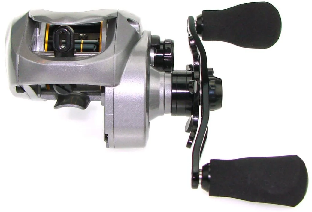 Катушка Savage Gear SG6 300 BC LH 5+1BB 7.3:1 купить,NaN
