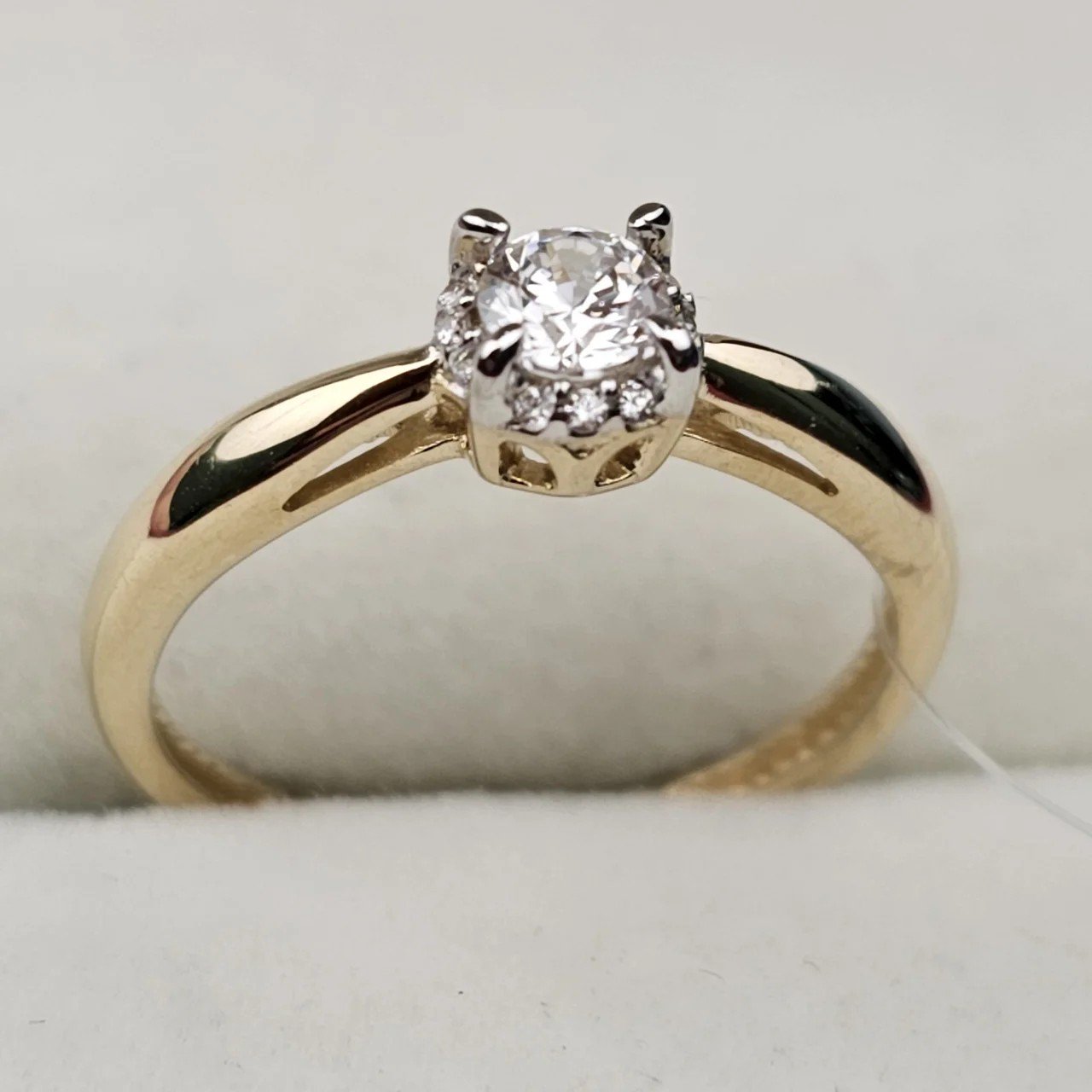 Кольцо Deimantas 107793093 15р 1,42гр. купить,NaN