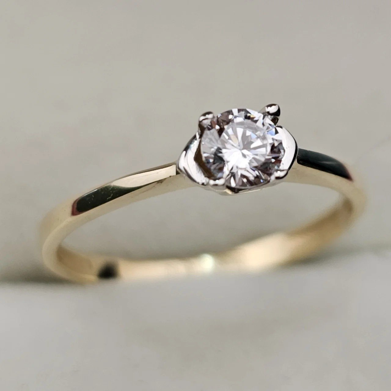 Кольцо Deimantas 107793050 16,5р 1,55гр. купить,NaN
