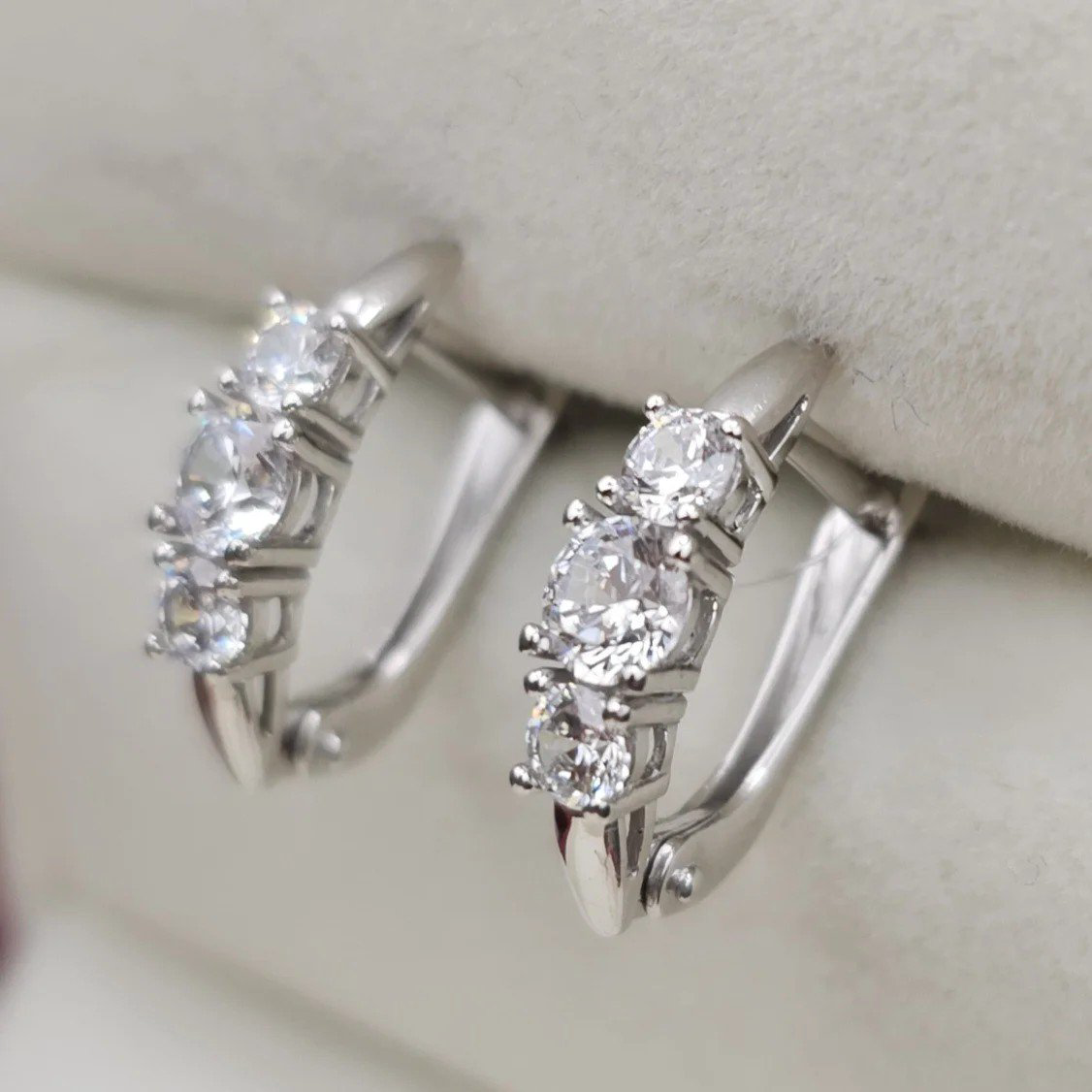 Серьги Deimantas 107793371 2,37гр. купить,NaN