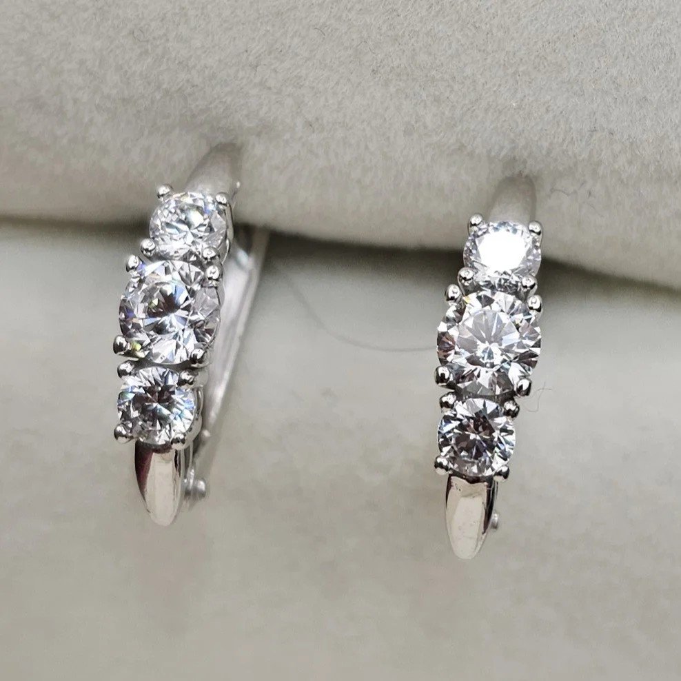 Серьги Deimantas 107793371 2,37гр. купить,NaN