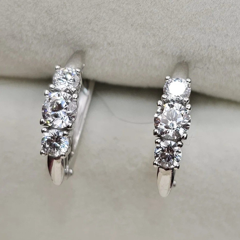Серьги Deimantas 107793371 2,37гр. купить,NaN