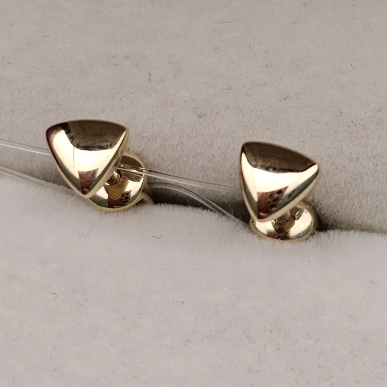 Серьги Deimantas 107835088 0,96гр. купить,NaN