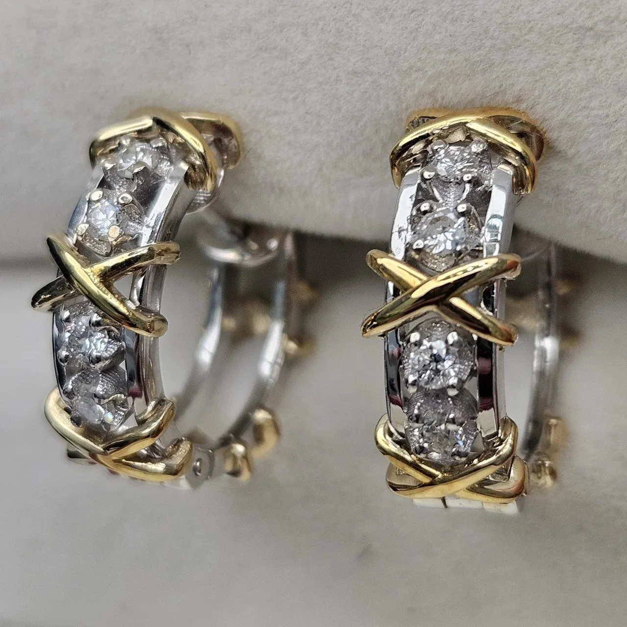 Серьги Deimantas 115724052 0.232Ct SI1-SI2/J VG-Cut купить,NaN