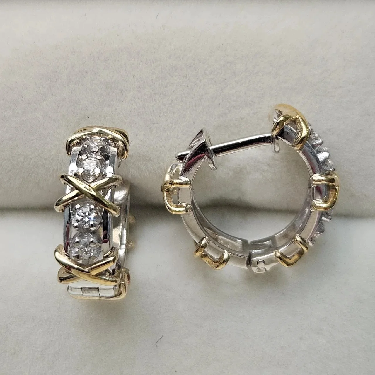 Серьги Deimantas 115724052 0.232Ct SI1-SI2/J VG-Cut купить,NaN