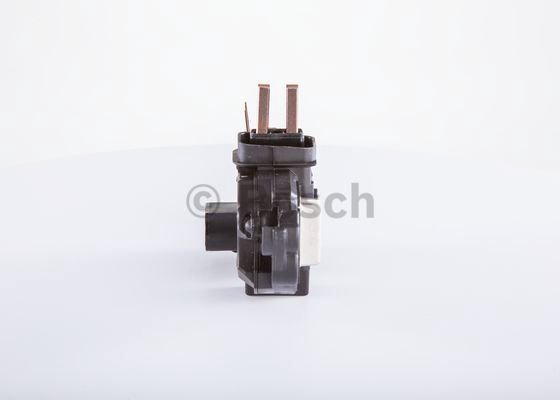 Bosch регулятор напряжения генератора F00MA45300 купить,NaN