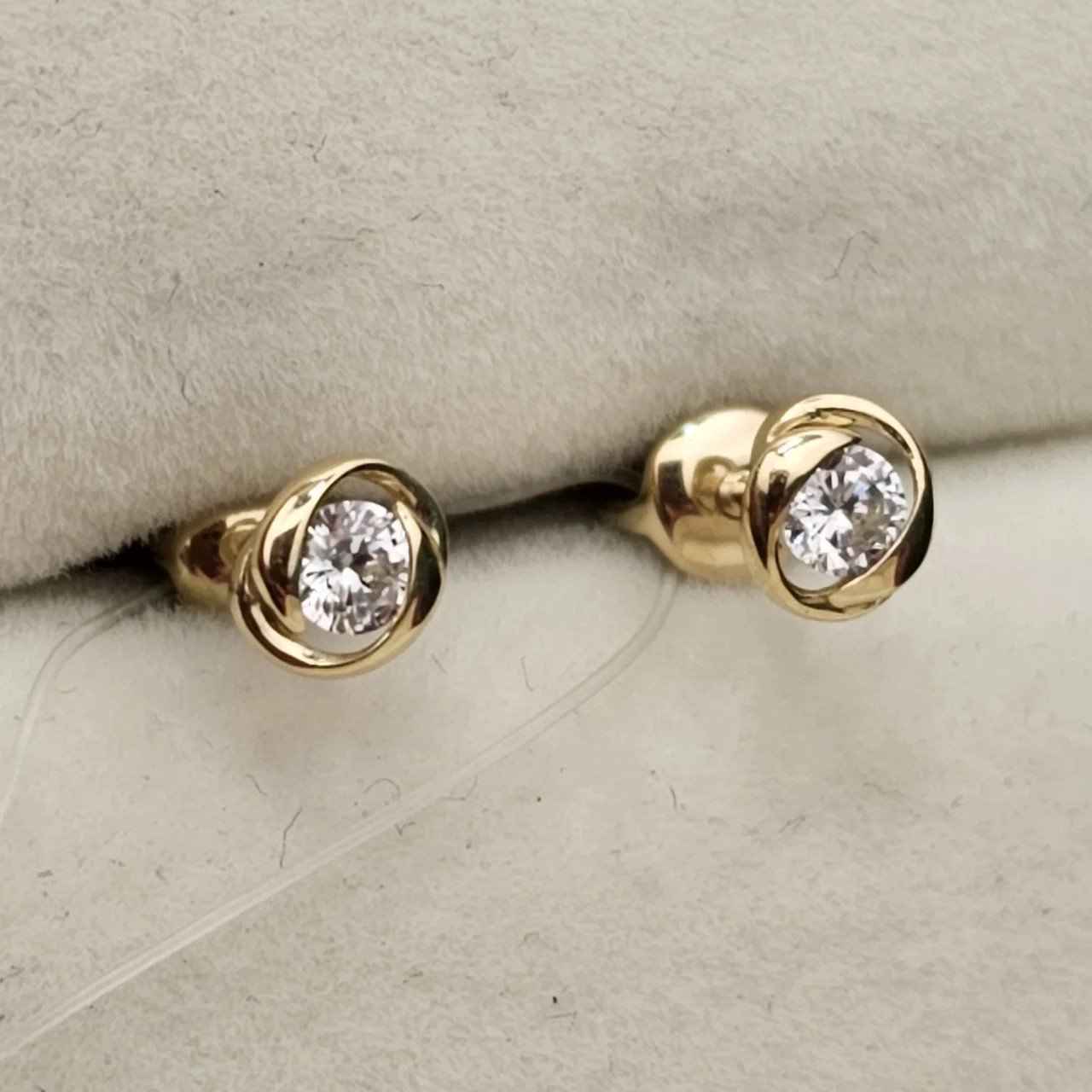 Серьги Deimantas 107762730 1,03гр. купить,NaN