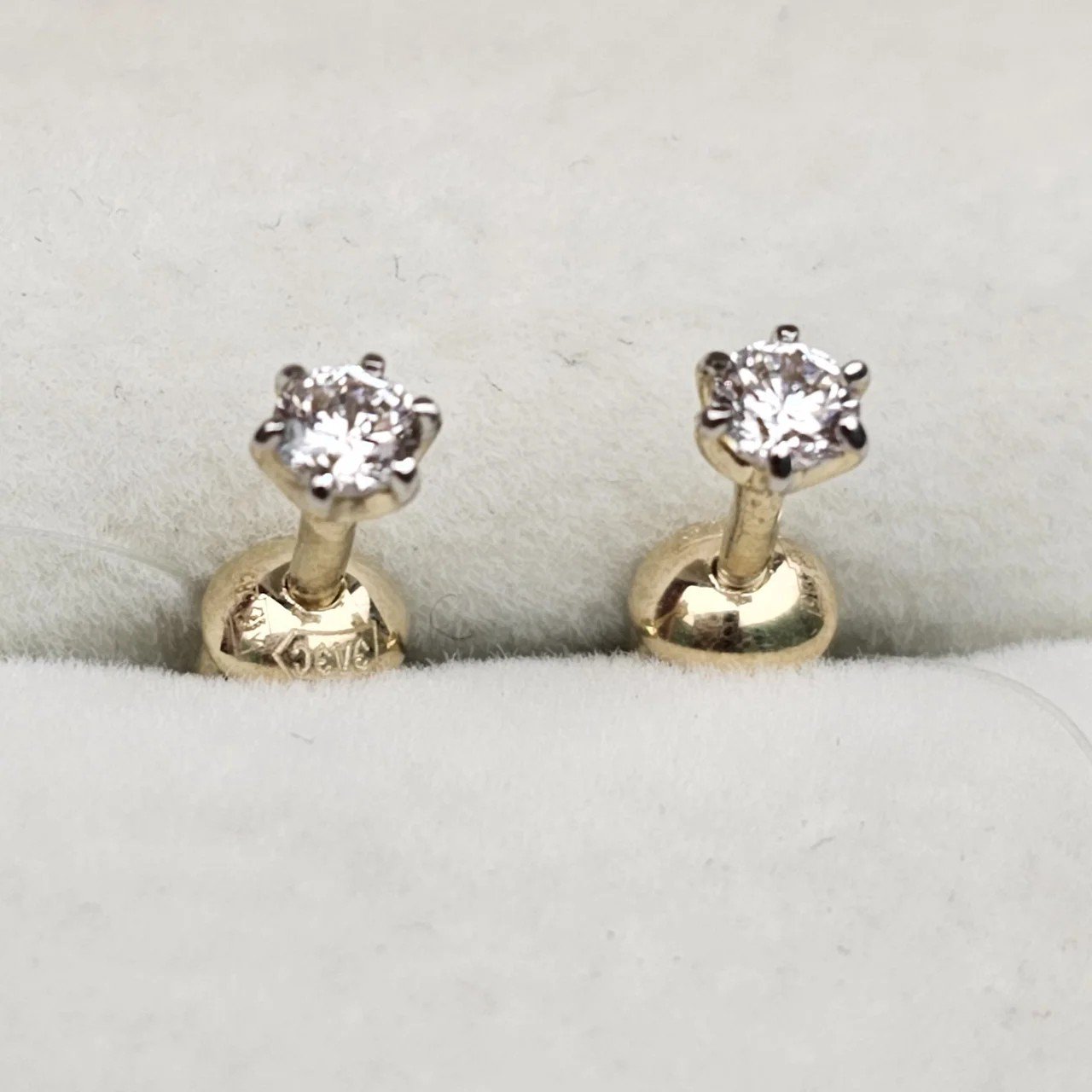 Серьги Deimantas 107772223 0,87гр. купить,NaN