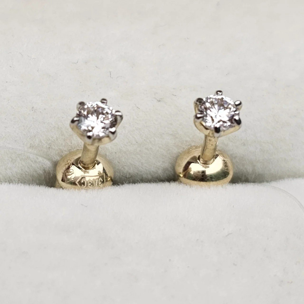 Серьги Deimantas 107772223 0,87гр. купить,NaN