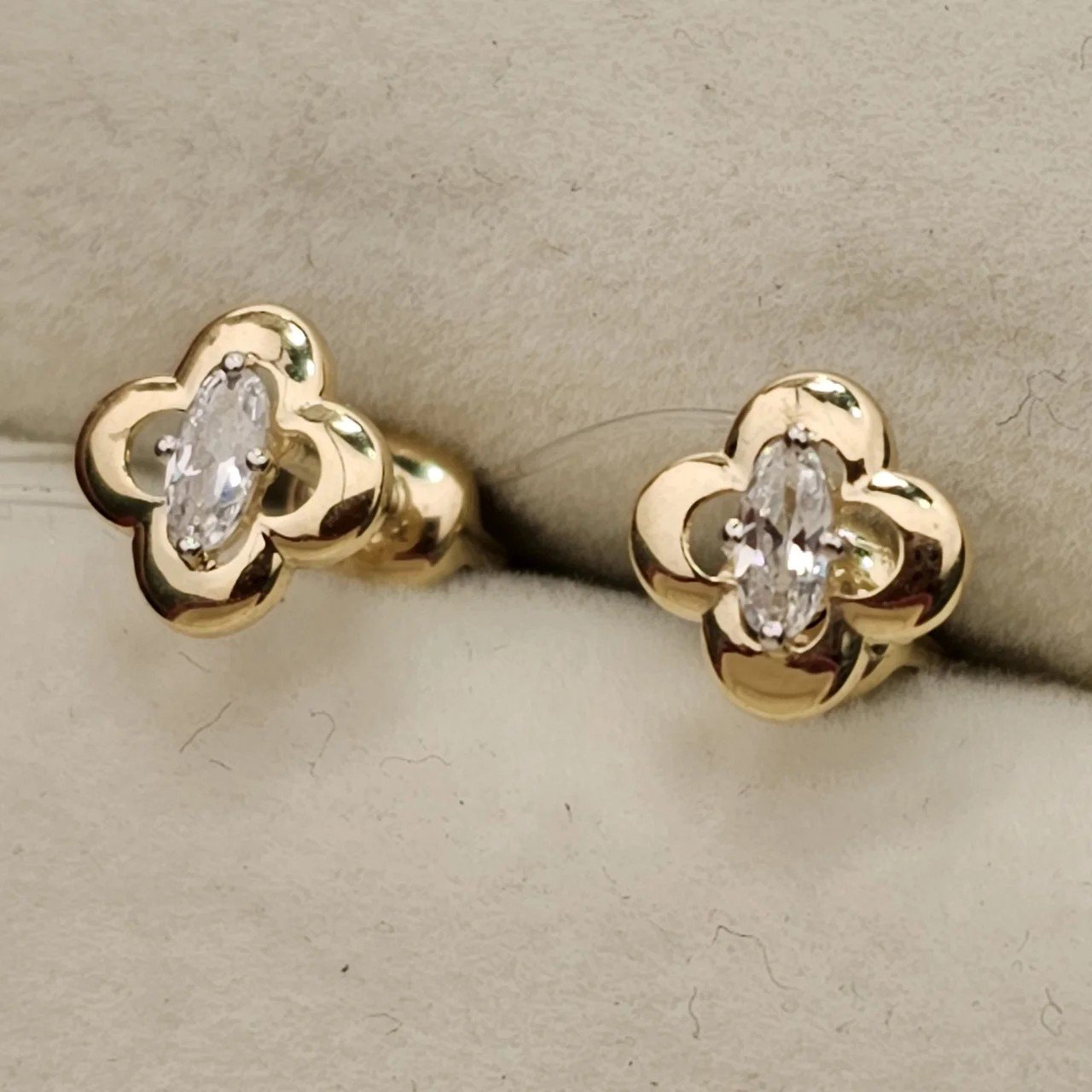 Серьги Deimantas 107762724 1,12гр. купить,NaN