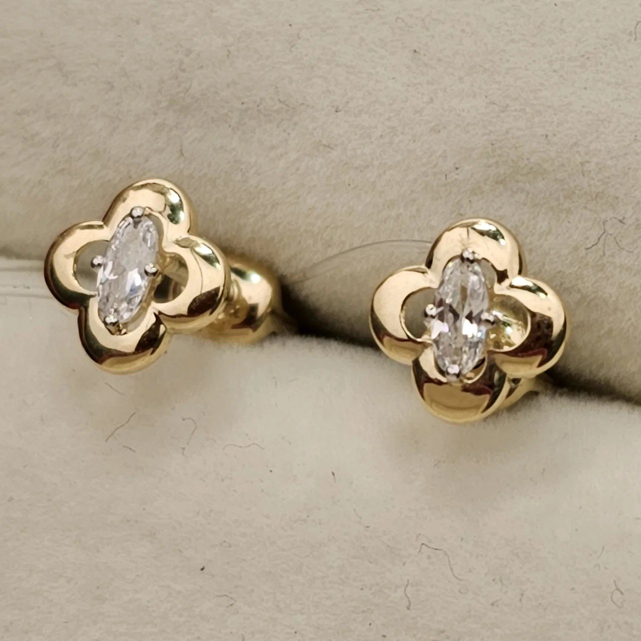 Серьги Deimantas 107762724 1,12гр. купить,NaN